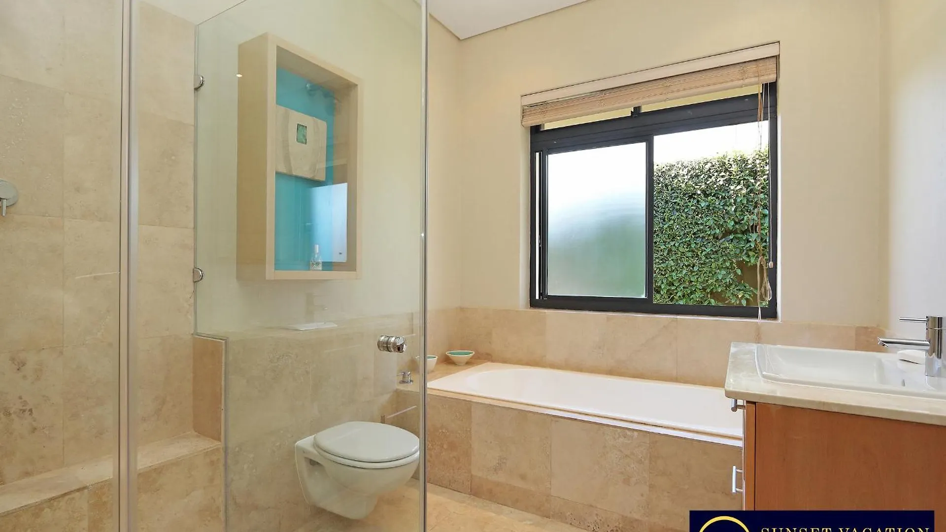 Kite Surfers Beach Villa Cape Town